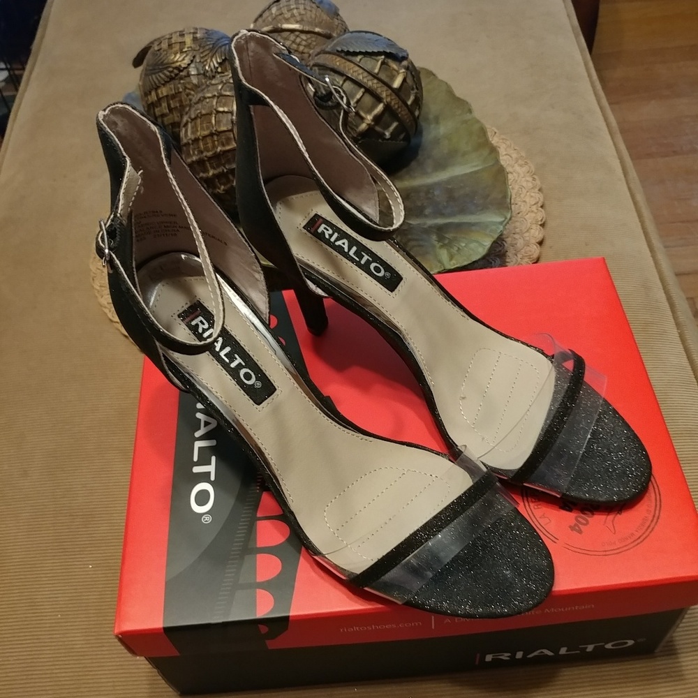Stunning Dressy Stiletto Sandals Sz8